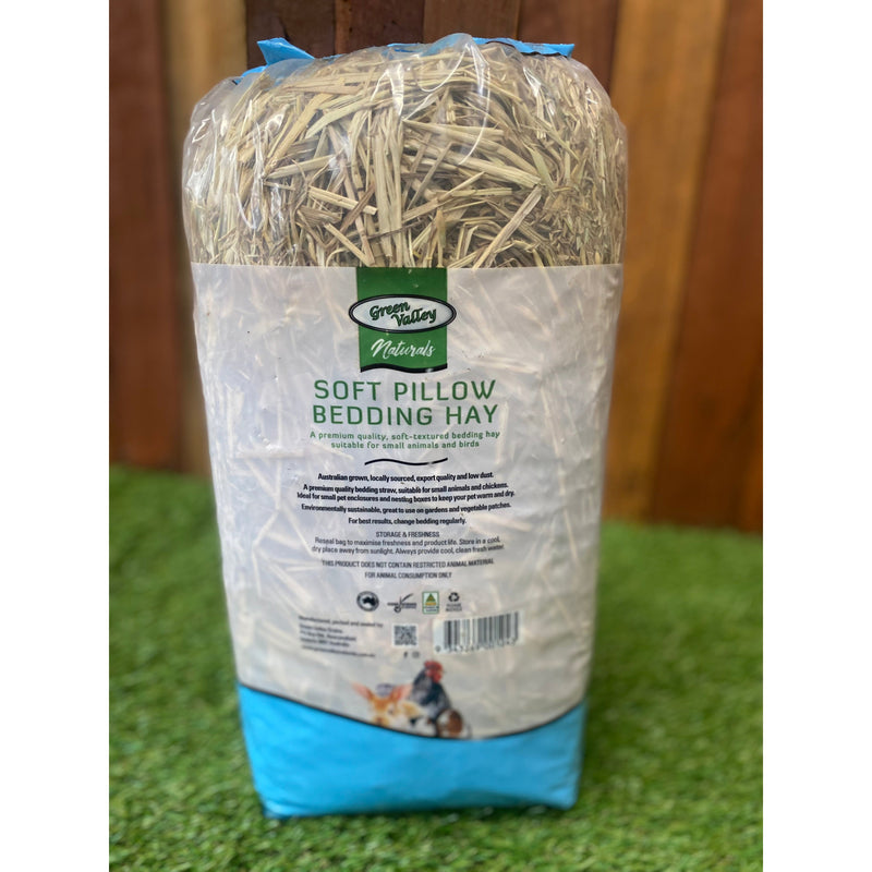 Green Valley Naturals Soft Pillow Bedding Hay for Small Animals and Birds 11L