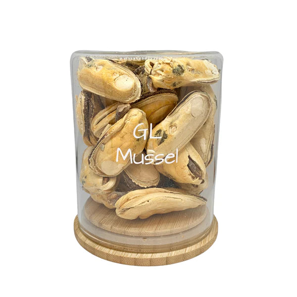 Freezy Paws Freeze Dried New Zealand Green Lipped Mussels Dog and Cat Treats 50g (+_+)