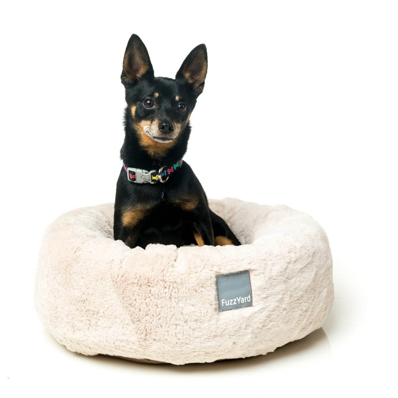 FuzzYard Dreameazzzy Dog Bed Cream Small (+_+)