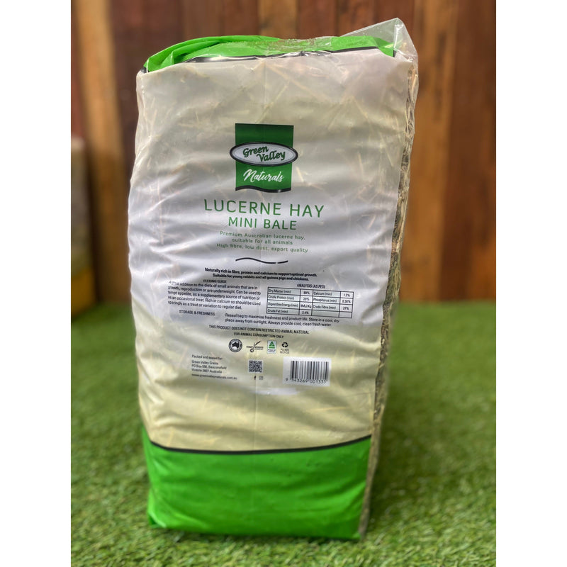 Green Valley Naturals Lucerne Mini Hay Bale for Small Animals 22L (+_+)