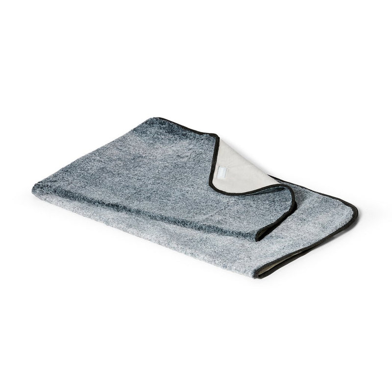 Snooza Luxe Chinchilla Dry Pet Blanket ^._.^